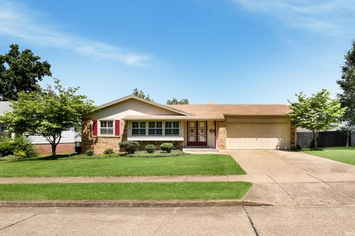 324 Indian Trl, Evansville, IN, 47715-3330 | Card Image