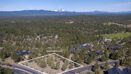 3700 Nw Perspective Dr, Bend, OR, 97703 | Card Image