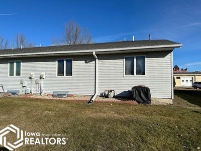 202 N 6th Street, Home with 2 bedrooms, 1 bathrooms and 1 parking in Forest City IA | Image 2