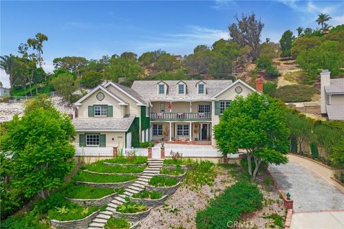 10821 Bronco Cir, North Tustin, CA, 92705-2504 | Card Image