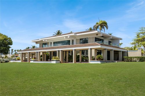 800 The Redonda Estate, DORADO, PR, 00646 | Card Image