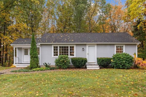 196 Linden St, Berlin, MA, 01503-1813 | Card Image