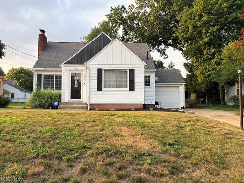 2007 32nd St Nw, Canton, OH, 44709-2709 | Card Image