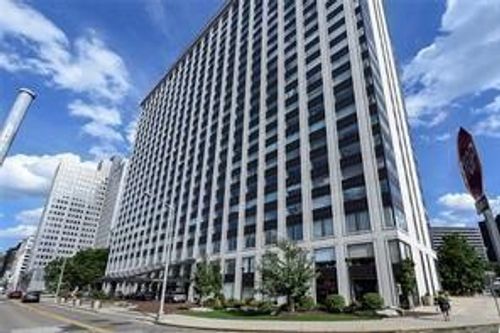 apt-17n-320 Fort Duquesne Blvd, Pittsburgh, PA, 15222-1157 | Card Image