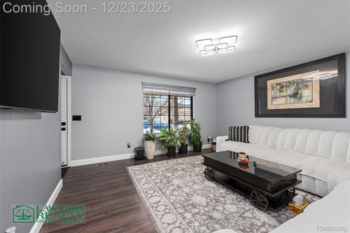 17001 Kari Ct, Clinton Township, MI, 48038-2082 | Card Image