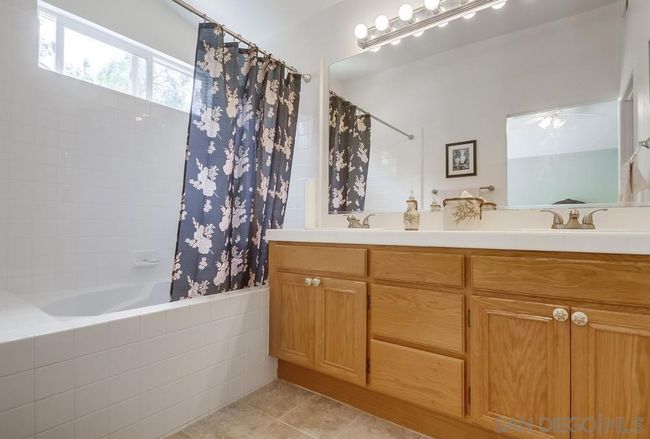 13837 Fontanelle Pl, House other with 3 bedrooms, 3 bathrooms and 4 parking in San Diego CA | Image 14