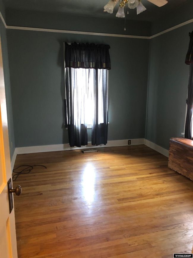 211 8 Th St, House other with 6 bedrooms, 3 bathrooms and null parking in Sinclair WY | Image 19