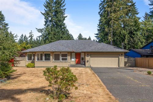 8840 Henderson Ave, Black Creek, BC, V9J1A6 | Card Image