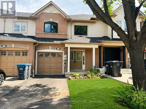 59 Checkerberry Cres, Brampton, ON, L6R2S9 | Card Image