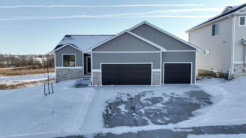 706 Plainside Ave, Norwalk, IA, 50211-9459 | Card Image