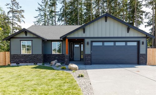 926 Nw Shire Street, Oak Harbor, WA, 98277 | Card Image