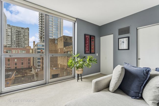 APT-704 - 200 W Grand Ave, Condo with 2 bedrooms, 2 bathrooms and 1 parking in CHICAGO IL | Image 18