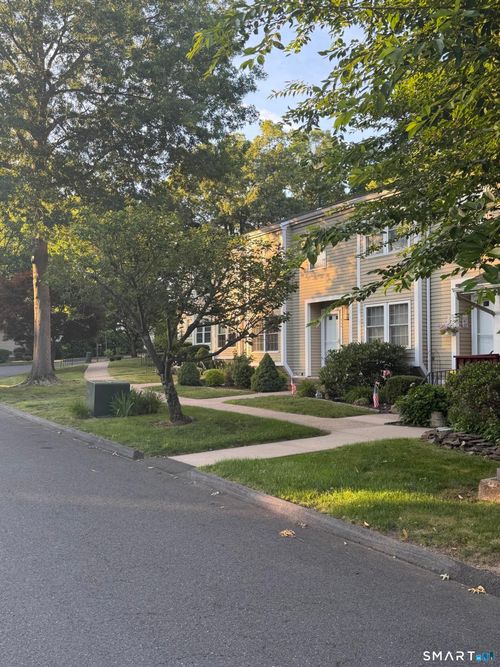 504-504 Carriage Dr, Southington, CT, 06489-3431 | Card Image