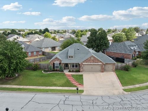 12515 S Cedar Avenue, Jenks, OK, 74037 | Card Image