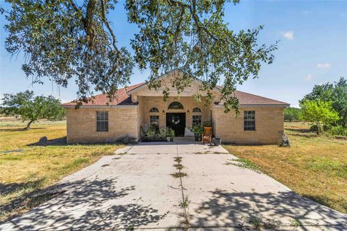 21174 Us Highway 281 S, San Antonio, TX, 78264 | Card Image
