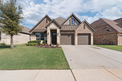 15532 Pioneer Bluff Trail, Fort Worth, TX, 76262 | Card Image