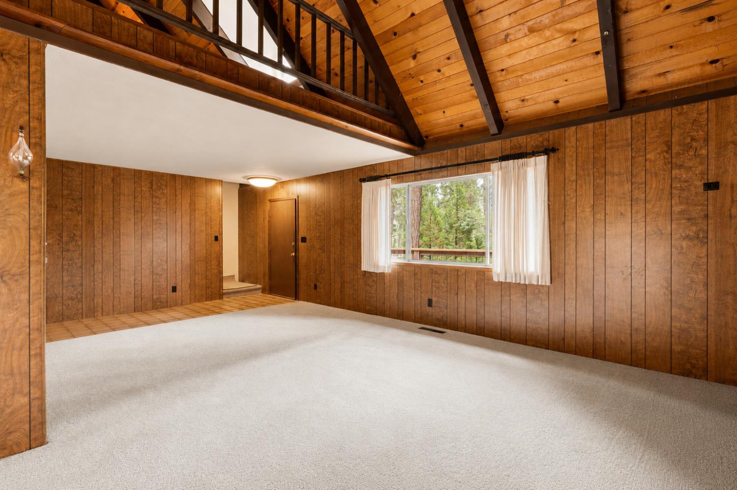 Residential in Pioneer 5