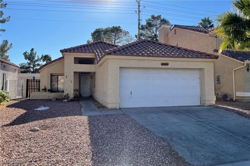 111 Coventry Circle, Henderson, NV, 89074 | Card Image