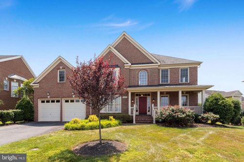 8409 Link Hills Loop, GAINESVILLE, VA, 20155-3246 | Card Image