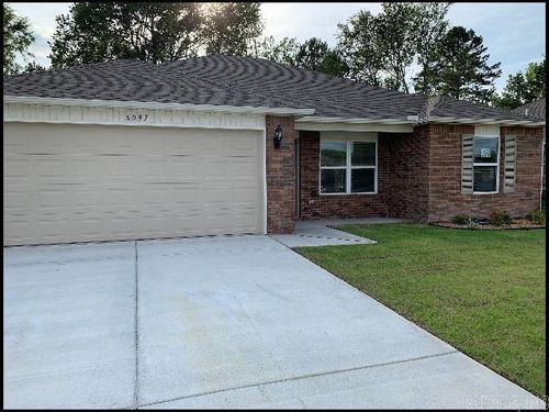 6097 Saddle Hill Dr, Alexander, AR, 72002-1895 | Card Image