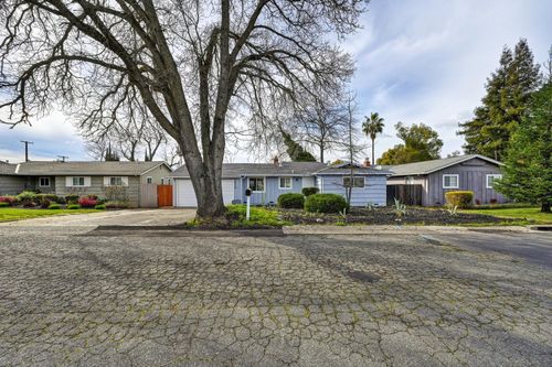 4009 Fairwood Way, Carmichael, CA, 95608-2616 | Card Image