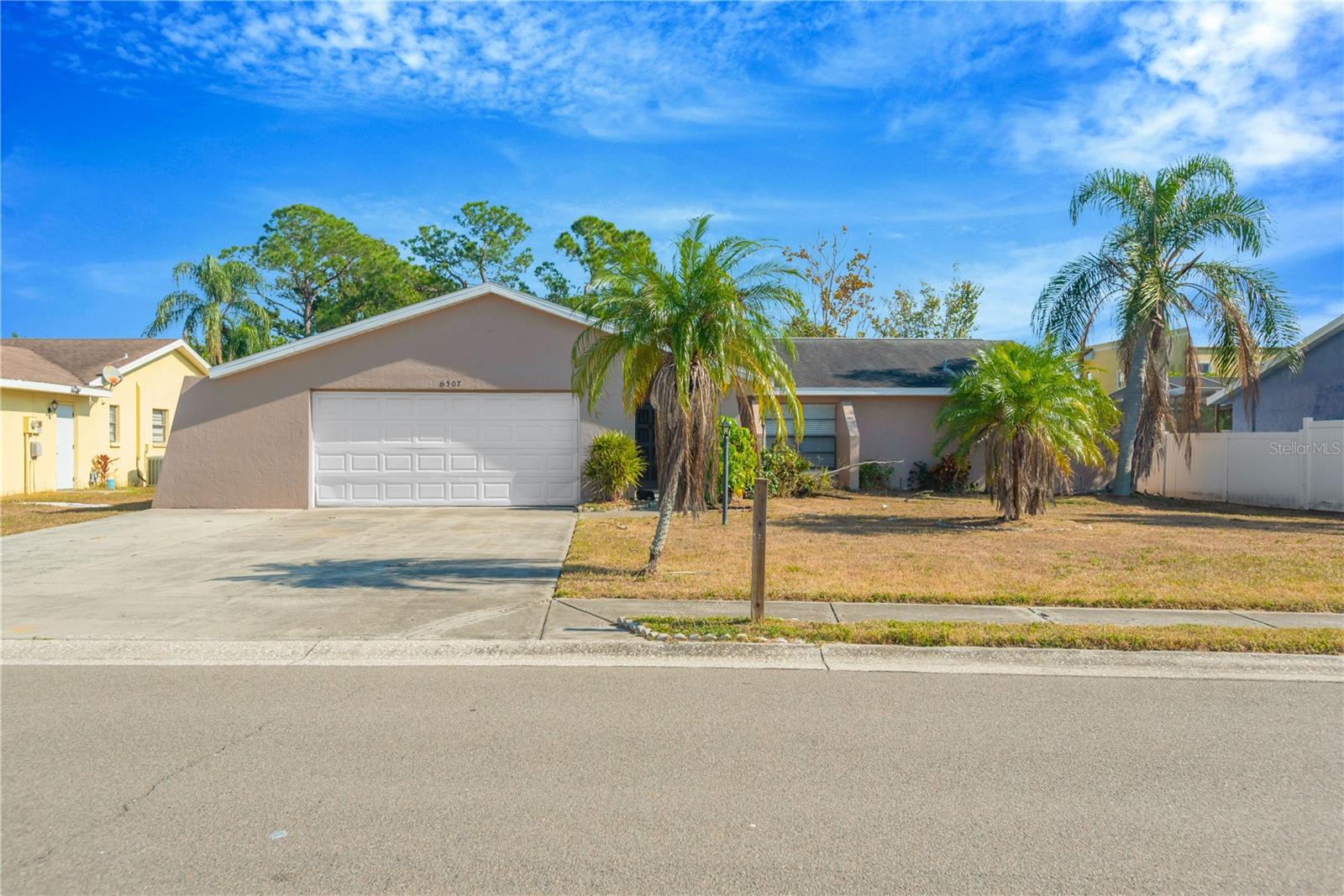 Residential in APOLLO BEACH 4