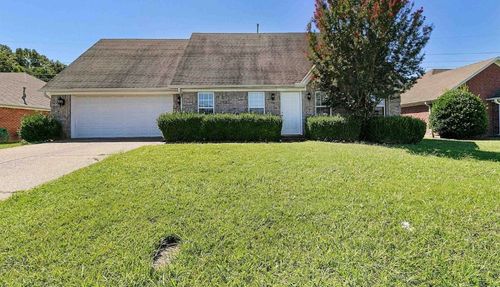 92 Wesley Dr, Jackson, TN, 38305-9337 | Card Image