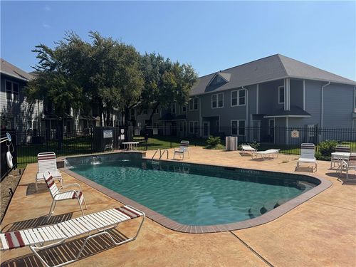 1235 Canyon Creek Cir, College Station, TX, 77840-6211 | Card Image