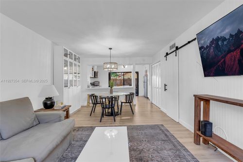 10080 Sw 77th Ct, Miami, FL, 33156-2674 | Card Image