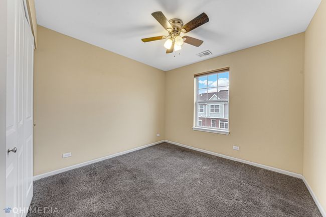 1253 Danforth Ct, Townhouse with 3 bedrooms, 3 bathrooms and 2 parking in Vernon Hills IL | Image 20