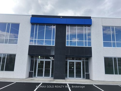 8-10950 Woodbine Ave, Markham, ON, L6C3L4 | Card Image