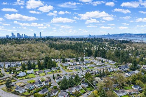 14710 St Andrews Dr, Surrey, BC, V3R5V4 | Card Image