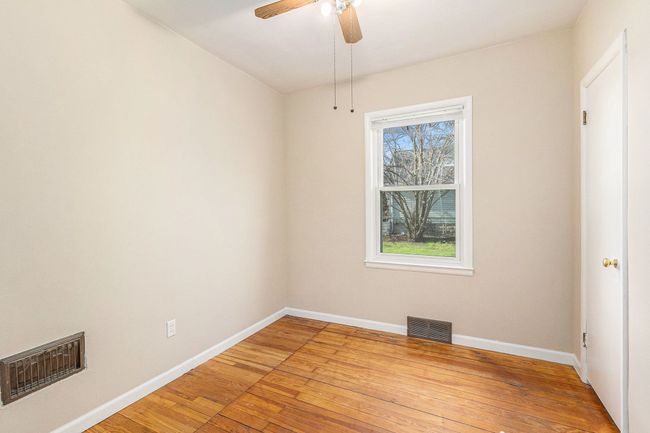 23128 Carlisle Ave, House other with 2 bedrooms, 1 bathrooms and null parking in Hazel Park MI | Image 18