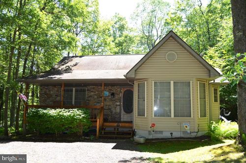 89 Laurel Cir, Terra Alta, WV, 26764-2689 | Card Image