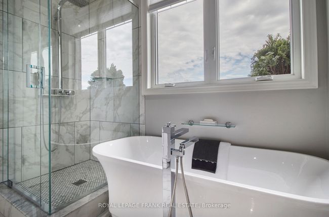 5387 Sutter Creek Dr, House other with 3 bedrooms, 2 bathrooms and 10 parking in Gores Landing ON | Image 32