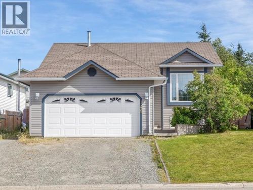 148 Falcon Dr, Whitehorse, YT, Y1A6G7 | Card Image