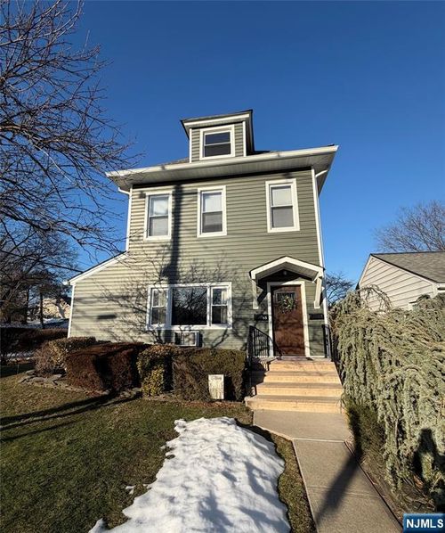 65 E Passaic St, Maywood, NJ, 07607-1342 | Card Image