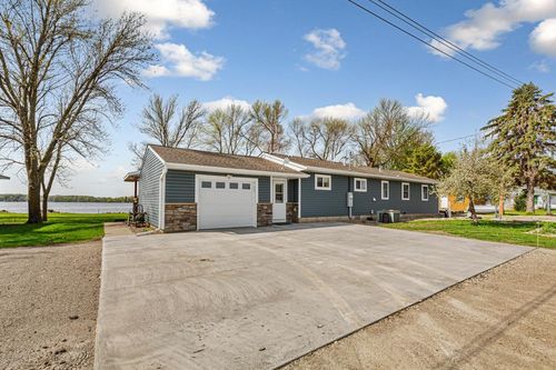 17055 Dickenson Ln, Waterville, MN, 56096-4107 | Card Image