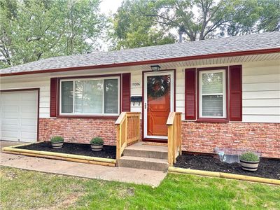 11006 Booth Avenue, House other with 4 bedrooms, 3 bathrooms and null parking in Kansas City MO | Image 1