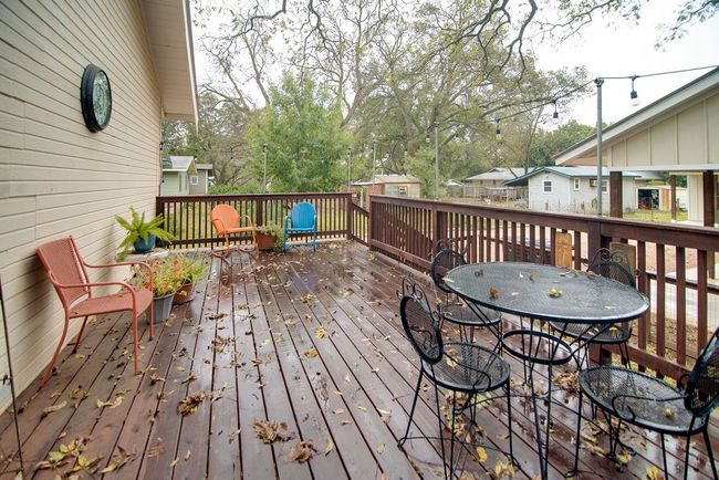113 W Creek St, House other with 3 bedrooms, 2 bathrooms and null parking in Fredericksburg TX | Image 15