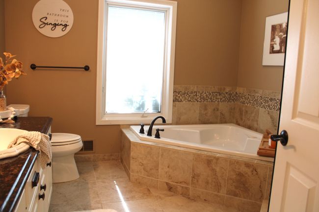 15730 Dryden Rd, House other with 3 bedrooms, 4 bathrooms and null parking in Allenton MI | Image 26