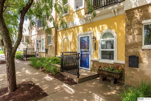 1210 S 6th St, Omaha, NE, 68108-3710 | Card Image