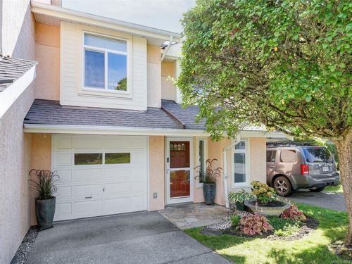 26-10471 Resthaven Dr, Sidney, BC, V8L3H6 | Card Image