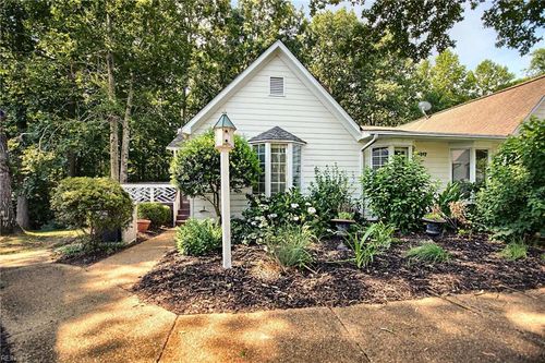 5317 Highgate Grn, Williamsburg, VA, 23188-6370 | Card Image