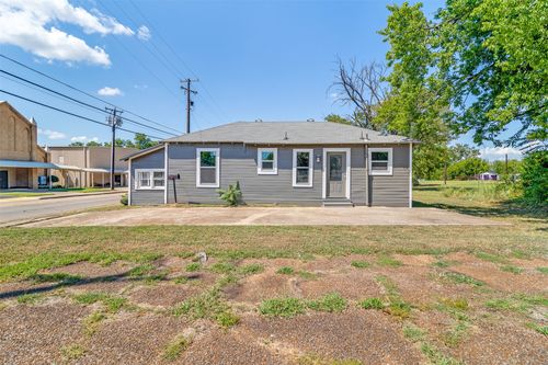 130 Jackson St N, Sulphur Springs, TX, 75482-2639 | Card Image