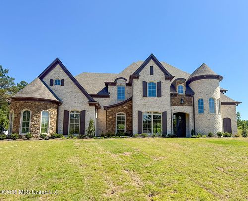 410 Poplar Ln, Holly Springs, MS, 38635-1005 | Card Image