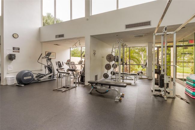 APT-319 - 2316 S Cypress Bend Dr, Condo with 2 bedrooms, 2 bathrooms and null parking in Pompano Beach FL | Image 17