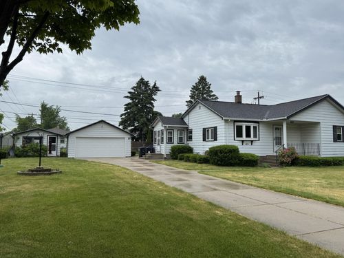 6213 S Elaine Ave, Cudahy, WI, 53110 | Card Image
