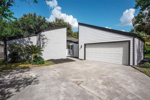 1011 Crossfield Dr, Katy, TX, 77450-2907 | Card Image