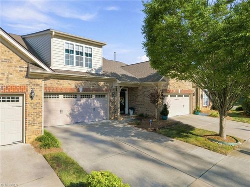 5252 Esher Dr, Walkertown, NC, 27051-9480 | Card Image